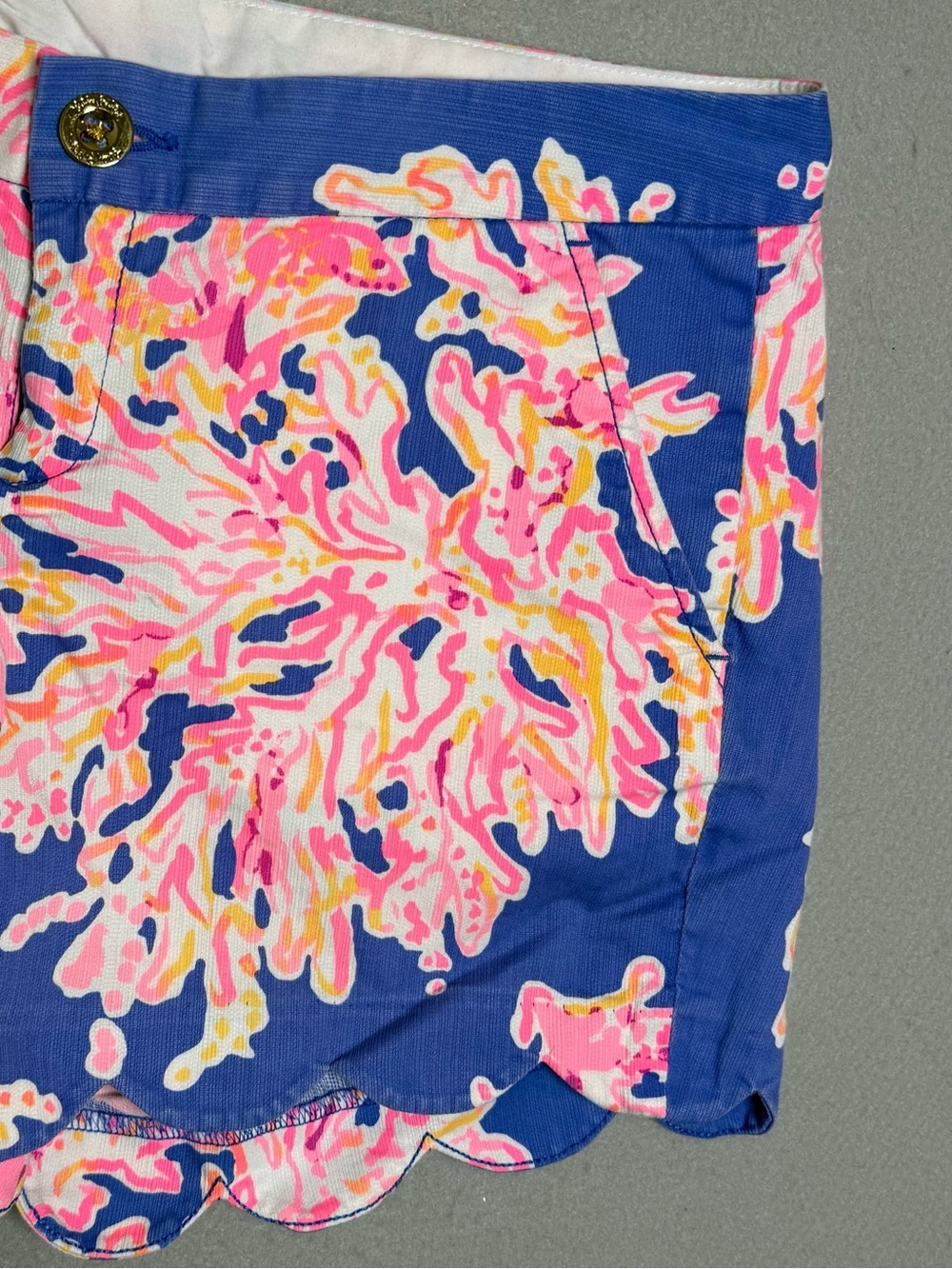 Lilly Pulitzer Buttercup Shorts Sz 6 Blue Hot Pink Coral Reef Scallop Tropical - Picture 5 of 8